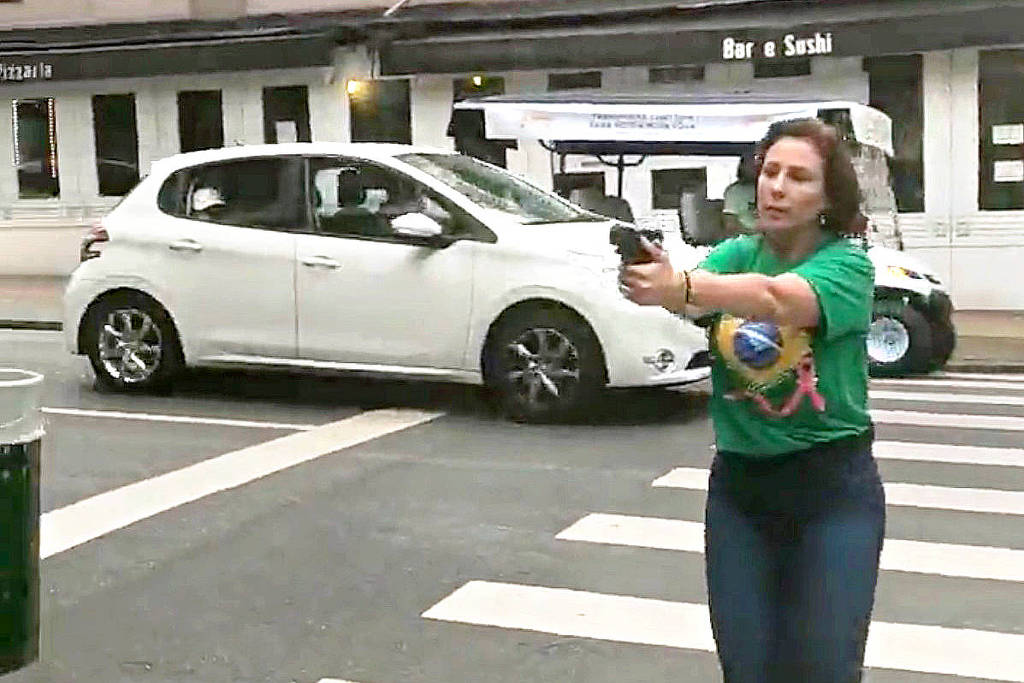 Reprodução: Folha de São Paulo