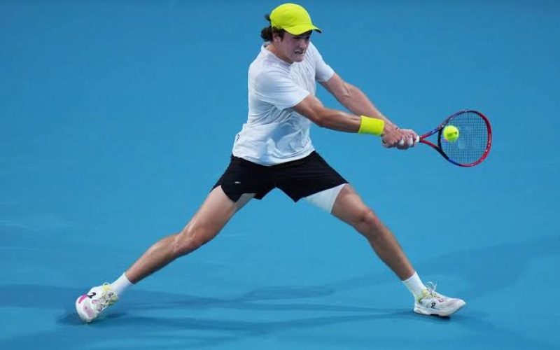 João Fonseca avança em Miami