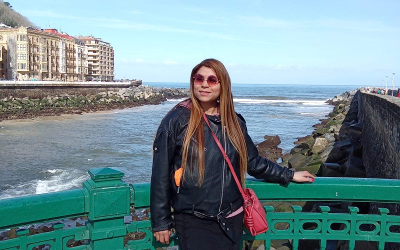 Brasileira é assassinada a facadas na Espanha pelo companheiro