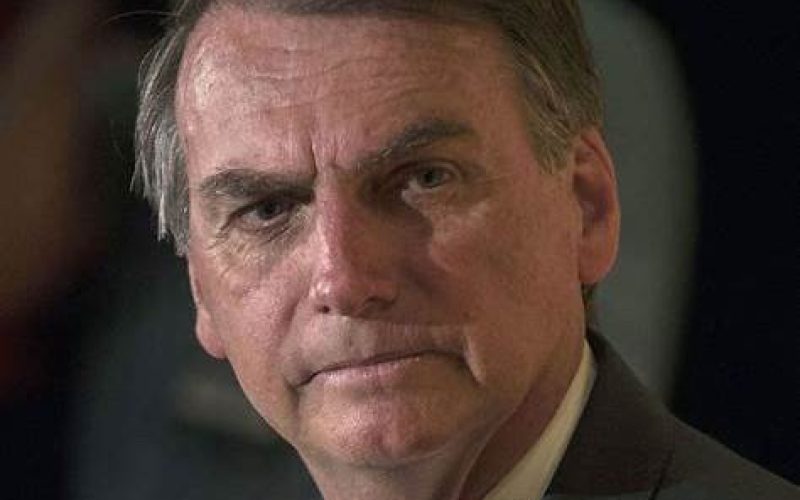 Bolsonaro passa mal e é transferido às pressas para hospital em Natal