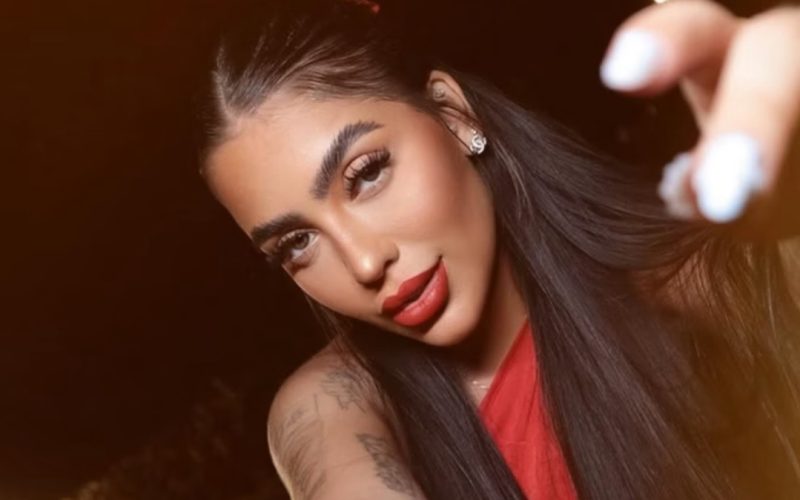 MC Mirella rasga o verbo após questionamento sobre filha: “Hipócritas”